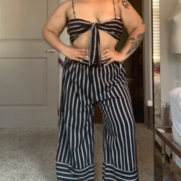 Black & white striped coord set - Picture 1 of 5